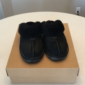 UGG indoor/outdoor slippers